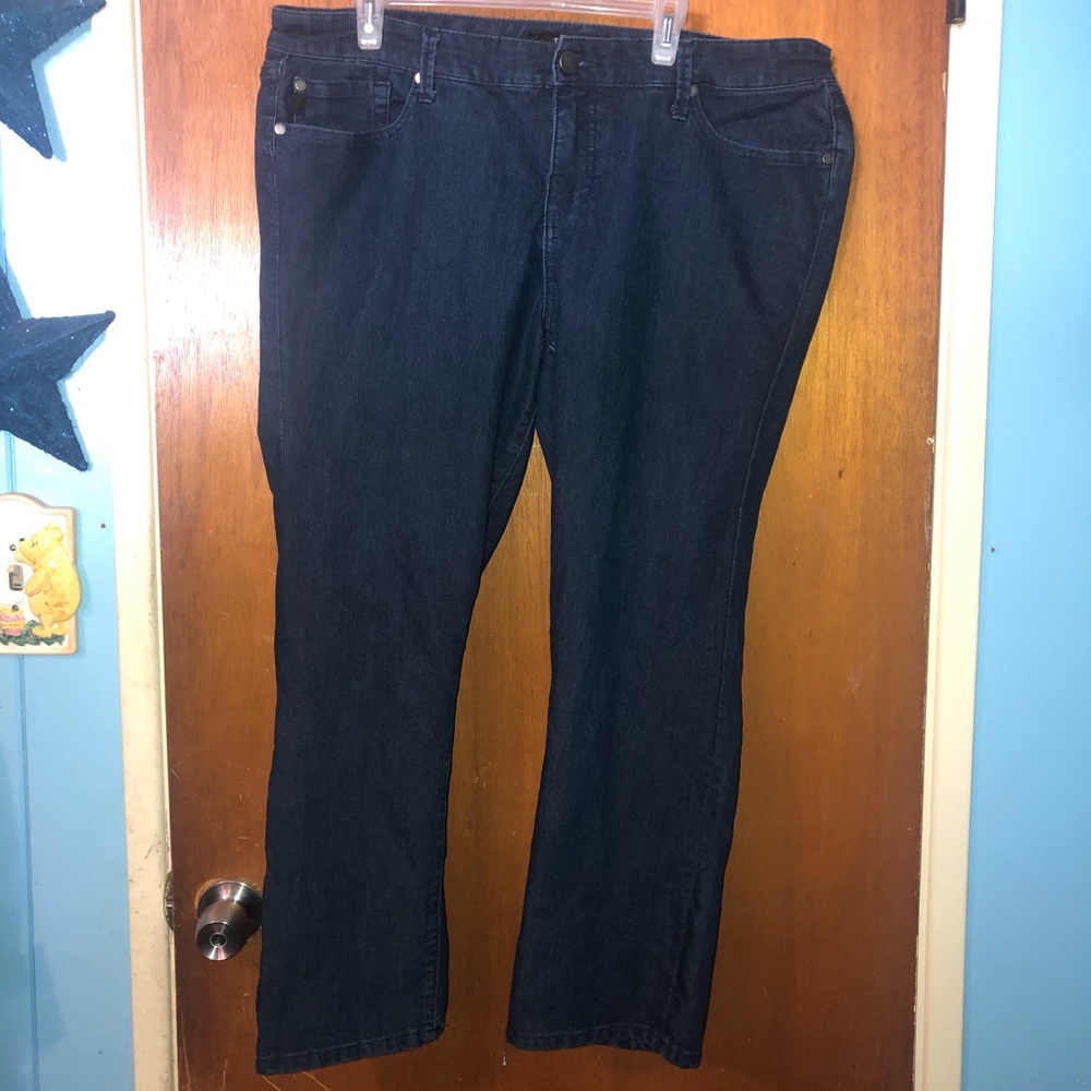 Torrid 20 Dark Wash Stretch Bootcut Jeans